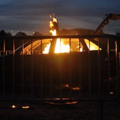 Flammepunkt: Megaphone and Fire