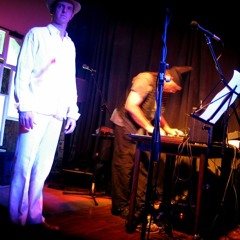 Tamizales - Estoy Harto Del Cielo (Música: Tamizales, Texto: Alejo Carbonell)Esta Vida No Otra. 2014