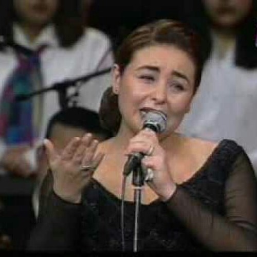 الليـل.. ودقـّة الساعات تصحي الليل