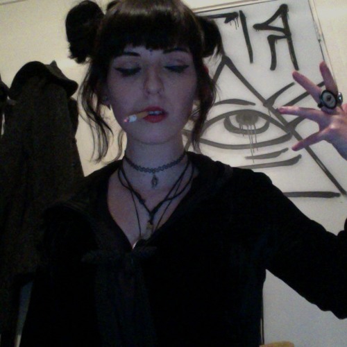 Grimes Unknown Track (cover live)
