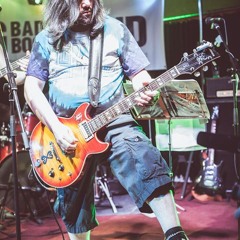 Screaming Guitar (1).MP3