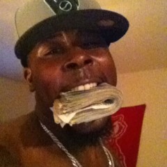 Paper Chaser Ft  Travis BonnkerZ