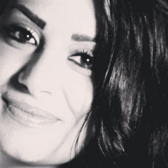 ساعات ساعات ، سارة فرح