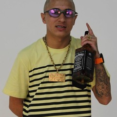 MC Naldinho - Olha A Selfie Da Um Close (Webclipe Oficial)