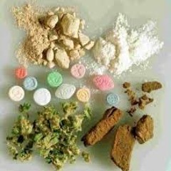 Drugs! - Illy mac Ft. Droopy Carter, Boss Mane, Dread Head Shawty