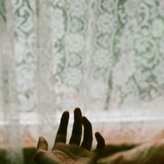 - رُوحِي إِلَيْكَ .. تُسَافِرُ -