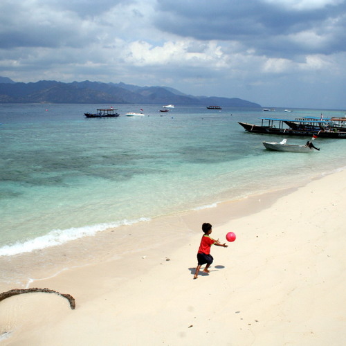 Anak Pantai Medley Pesta Pantai Cover At Imi By Iniyos On Soundcloud Hear The World S Sounds