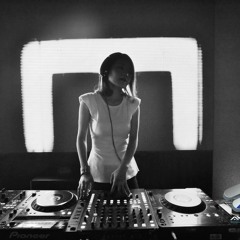 The Enthral Mini Podcast Vol. 2 by Momo