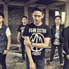 CLOSE ME CLOSET -Hilang Arah- Cipt. Angga,EGI,OKI