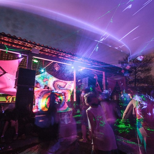 Los 3 Cochinitos - LaudÉtum A Satanas (Cosmozitos remix)