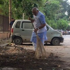 PM launches nationwide Cleanliness drive Swachch Bharat Abhiyan on Gandhi Jayanti.