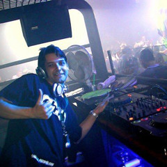 MERT YUCEL @ Club Exit - Atari Nights - 25.01.2003 Kaunas - Lithuania