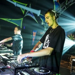 Greg The Frenchy's Back ( Mix Session  Def Cronic 2014 MP3 Greg Notill & Frends - )