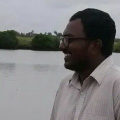 Pesuraen Pesuraen pannaiyarum padminiyum at Thiruvanmiyur