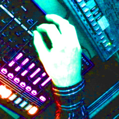 [Roland Tr-8 + TB-303] d3e3lay [303otto]