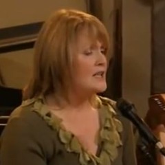Seosaimhín Ní Bheaglaoich-Cailín an nÚrla Donn