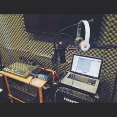 ห้องนอน - Fridaynight To Sunday (Acoustic By Nad)