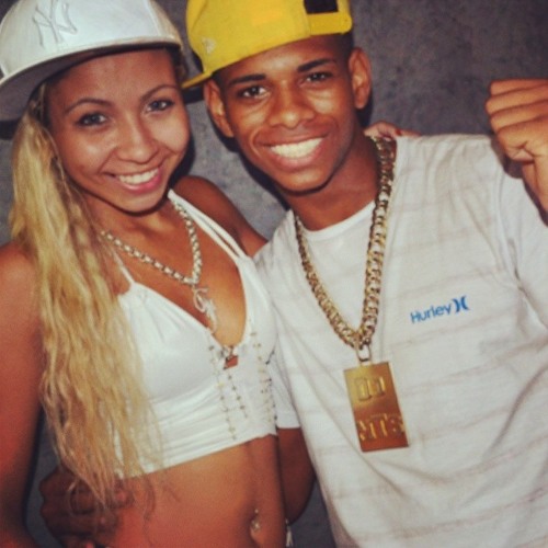 MC FANY EU VOU SENTA DE FRENTE VS CAPELADA  ((DJ MTS 22 )) MT BRABA ESTORO !!