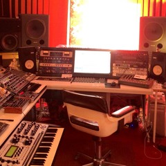 Kalbhenn, Sheevo & Ray - Live Looping Bass & Piano