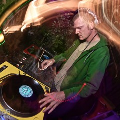 Dugy B - Riddim Fyah For Number 9 Family