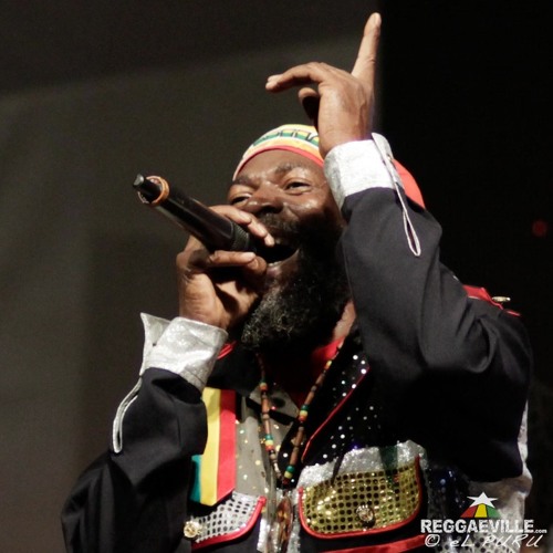 Capleton - Cup Yah Full (Real Estate Riddim)