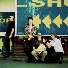 Queens of the stone age - In The Fade