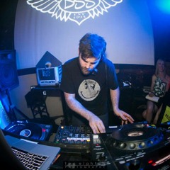 Time To Track on Bondi Beach Radio (21st September 2014 - Guest mix from XION AKA JAMES DSS)