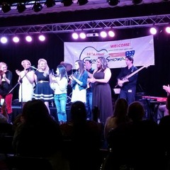 Aint It Fun- Paramore (acoustic rough cover)by Maddie Poppe