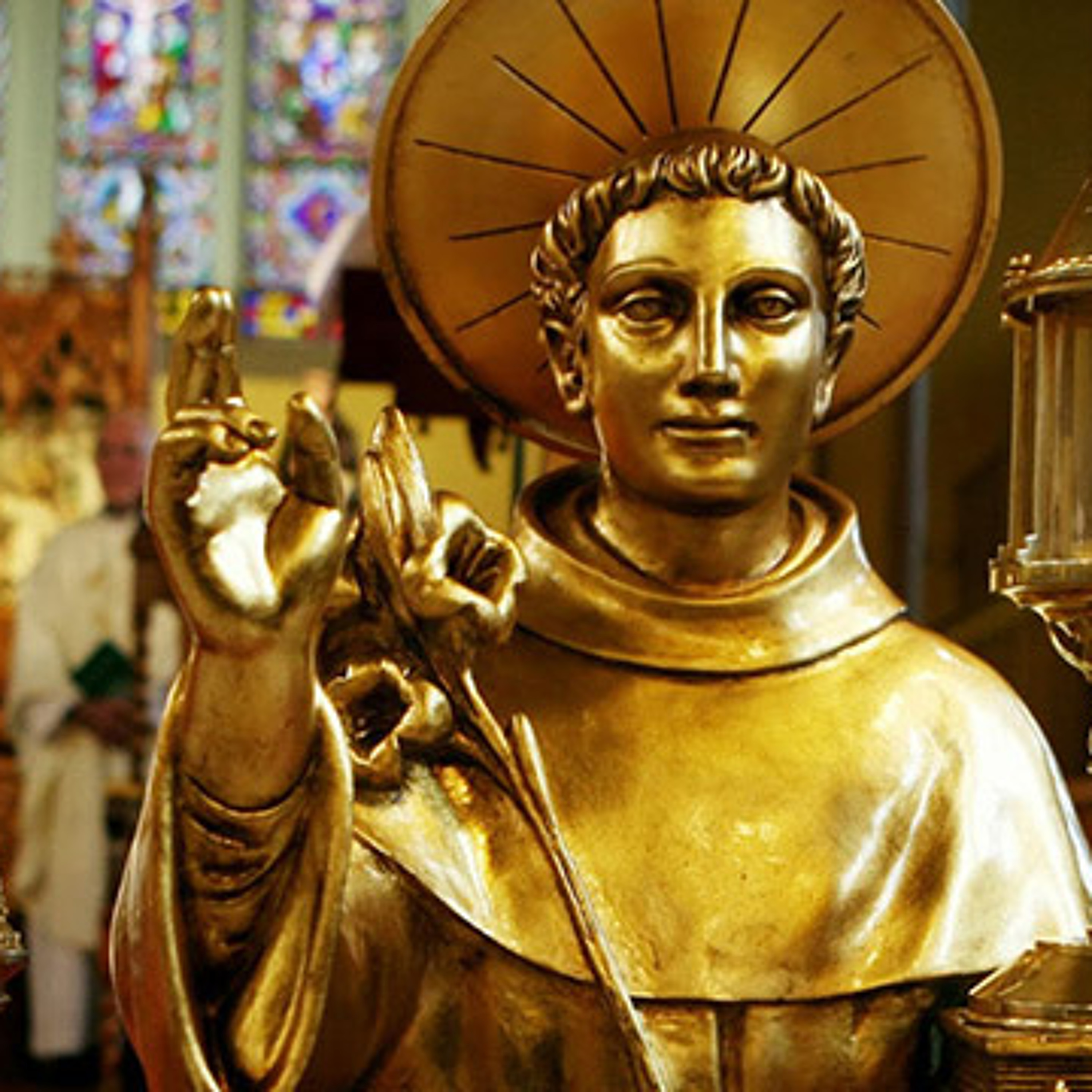 RC.226: Por que a Igreja permite a veneração das relíquias? episode artwork
