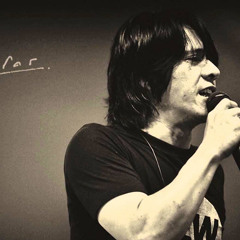 อยากจะบอกใครสักคน :: ไมโคร