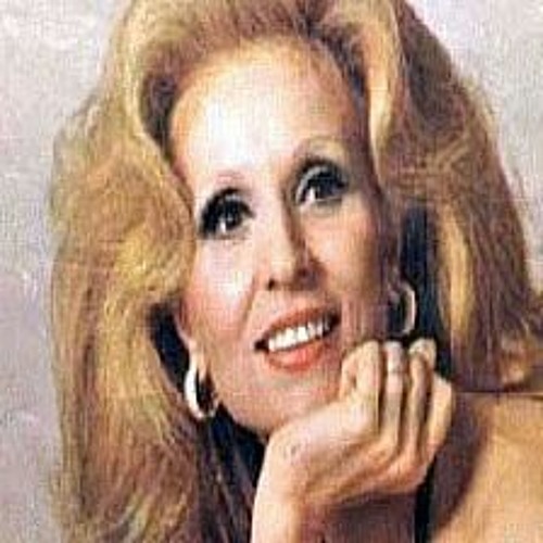 نام الليل بعب الورد والزنبق تِكي عالأرض، ليش لهلأ سهرانين؟