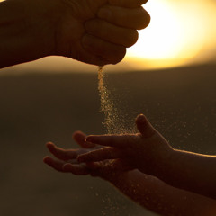 ~ ♥ مِن سحرِ عينيهِ آلضيـآءُ تألّقَ