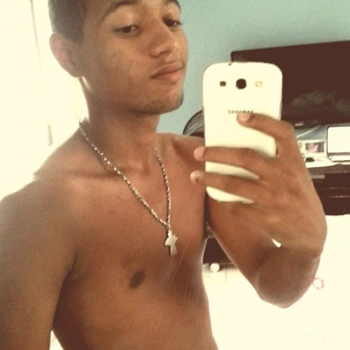 Projota - O Mundo É Dos Loucos Part. Felipe Ret