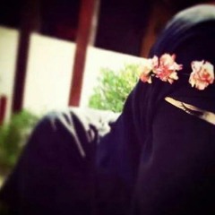 بِ روحي فتاةٌ ب العفافِ تجملت