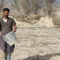 آواز خوانی بسیار زیبای  جوان لر