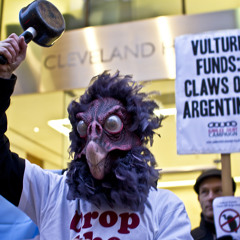 Analyzing the Debt Crisis in Argentina (Lp10172014)