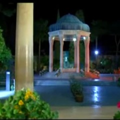 نفس برآمد و کام از تو بر نمی‌آید/فغان که بخت من از خواب در نمی‌آید