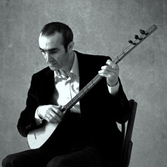 Cengiz Özkan - Allı Gelin Taşbaşını Yol Eder.flv