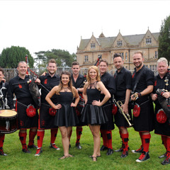 Red Hot Chilli Pipers live on KFM Breakfast