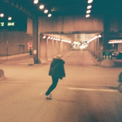 skate at night (an extended version is available in "short stories" album)
