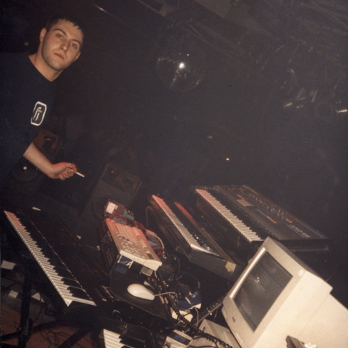 JaseFOS Live Set 1998 - Raw Recording (DJMag Presents Luke Slater)