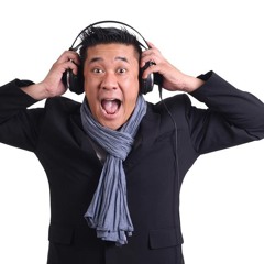 Taylor Swift goes Shakira