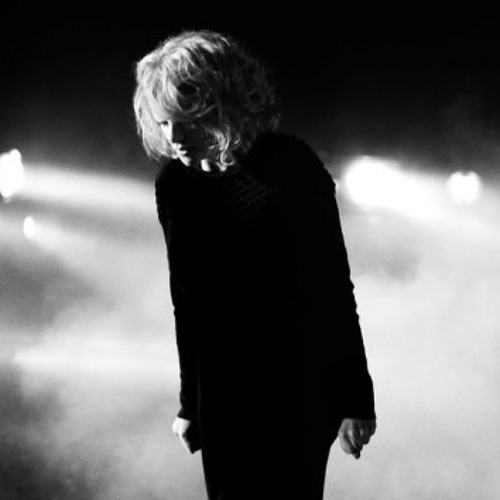 Goldfrapp - Deer Stop (Live at Somerset House)