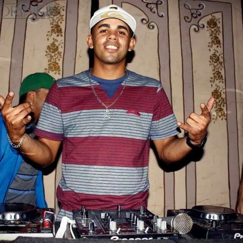 MC PC - MEDLEY BRABO QUEBRADAS - DJ LUCAS