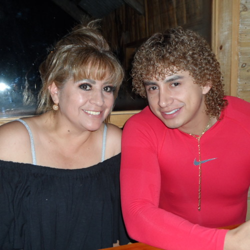 Quisiera embrutecerme - Azucena Aymara y Marlon Julián - Chicha con glamour
