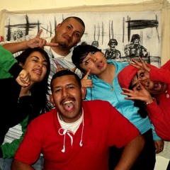 Nostalgia - Batallones Femeninos (ft Pasos Firmes)