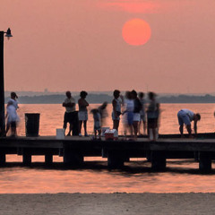 waiting for the sunrise: memorial day 2005