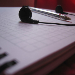 Lapiz Y Papel - CamiLoRP & NyKaOSs.