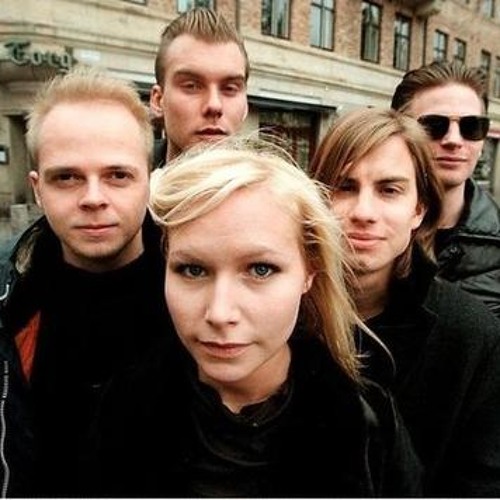 10 - 8 - 14 - Lovefool - The Cardigans - Remixed By Mushroomhatguy