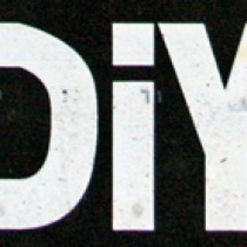 DIY soundsystem C1992 . Unknown house mix from tape